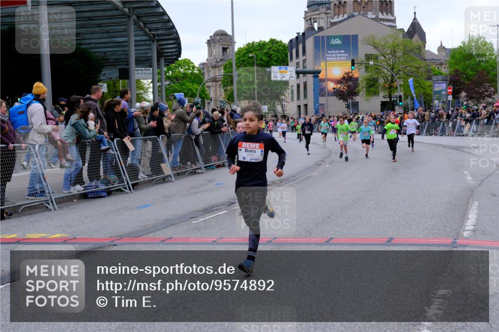 25.04.2026 - Das Zehntel Tim E. http://msf.ph/oto/9574892 25.04.2026 10:52:04 Ziel 5176, 5569, 6087, 6352, 6357, 6426, 6752, 6766, 6869, 7110, 7142, 7305, 7436, 7628, 7675, 7734, 7758, 8015, 8042 meine-sportfotos.de