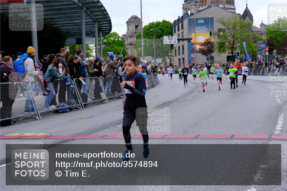 25.04.2026 - Das Zehntel Tim E. http://msf.ph/oto/9574894 25.04.2026 10:52:05 Ziel 5176, 5569, 6009, 6087, 6352, 6357, 6752, 6766, 6869, 7110, 7142, 7305, 7436, 7628, 7675, 7734, 7758, 8015, 8042 meine-sportfotos.de