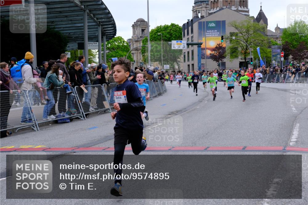25.04.2026 - Das Zehntel Tim E. http://msf.ph/oto/9574895 25.04.2026 10:52:05 Ziel 5176, 5569, 6009, 6087, 6352, 6357, 6752, 6766, 6869, 7110, 7142, 7305, 7436, 7628, 7675, 7734, 7758, 8015, 8042 meine-sportfotos.de