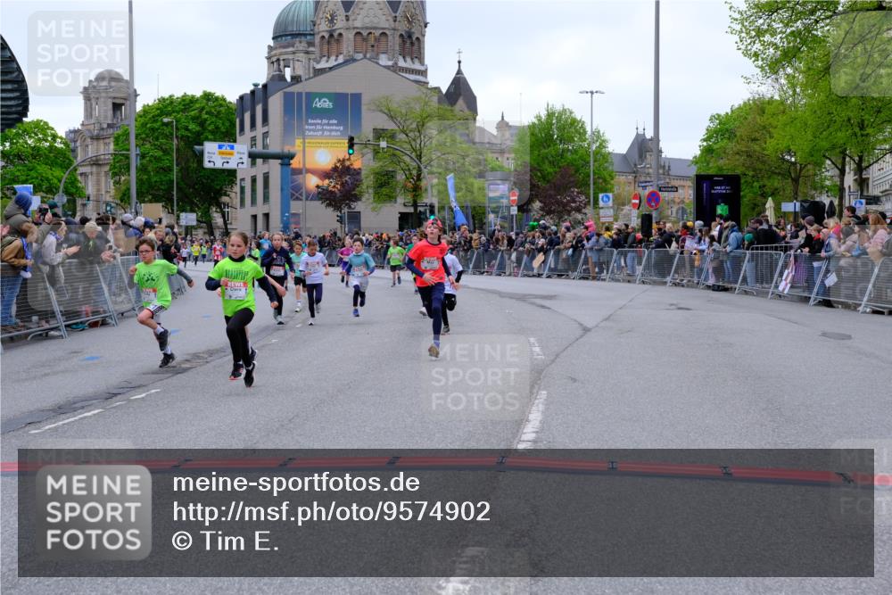 25.04.2026 - Das Zehntel Tim E. http://msf.ph/oto/9574902 25.04.2026 10:52:07 Ziel 5176, 5241, 5569, 6009, 6087, 6752, 6766, 6869, 7110, 7142, 7162, 7305, 7436, 7675, 7884, 8015, 8042 meine-sportfotos.de