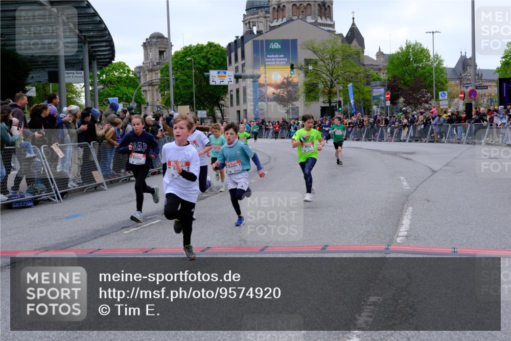 25.04.2026 - Das Zehntel Tim E. http://msf.ph/oto/9574920 25.04.2026 10:52:08 Ziel 5009, 5176, 5241, 5569, 6009, 6087, 6752, 6766, 6869, 7110, 7142, 7162, 7305, 7436, 7675, 7884, 8015, 8042 meine-sportfotos.de