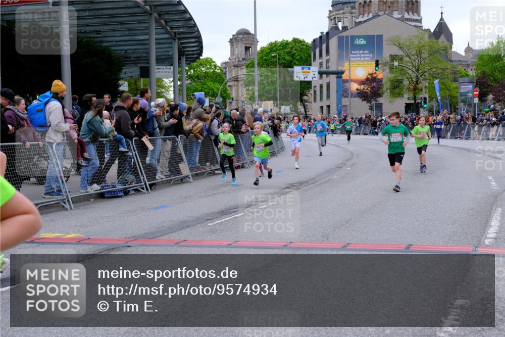 25.04.2026 - Das Zehntel Tim E. http://msf.ph/oto/9574934 25.04.2026 10:52:11 Ziel 5009, 5176, 5241, 5800, 6009, 6752, 6766, 6869, 6929, 7110, 7116, 7129, 7142, 7162, 7305, 7436, 7675, 7749, 7884, 8042 meine-sportfotos.de