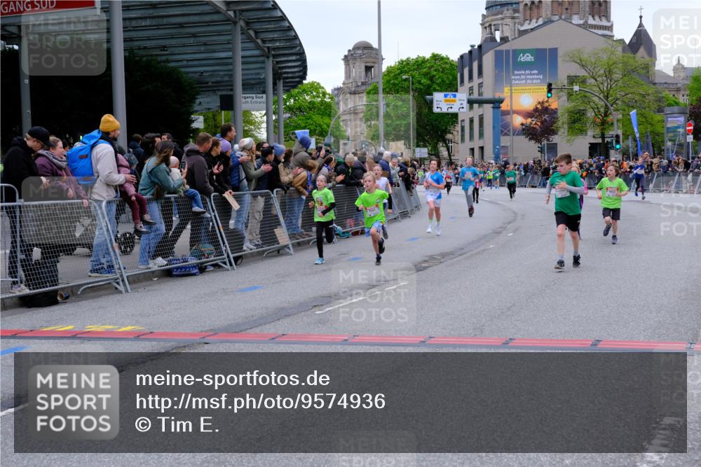 25.04.2026 - Das Zehntel Tim E. http://msf.ph/oto/9574936 25.04.2026 10:52:11 Ziel 5009, 5176, 5241, 5800, 6009, 6752, 6766, 6869, 6929, 7110, 7116, 7129, 7142, 7162, 7305, 7436, 7675, 7749, 7884, 8042 meine-sportfotos.de