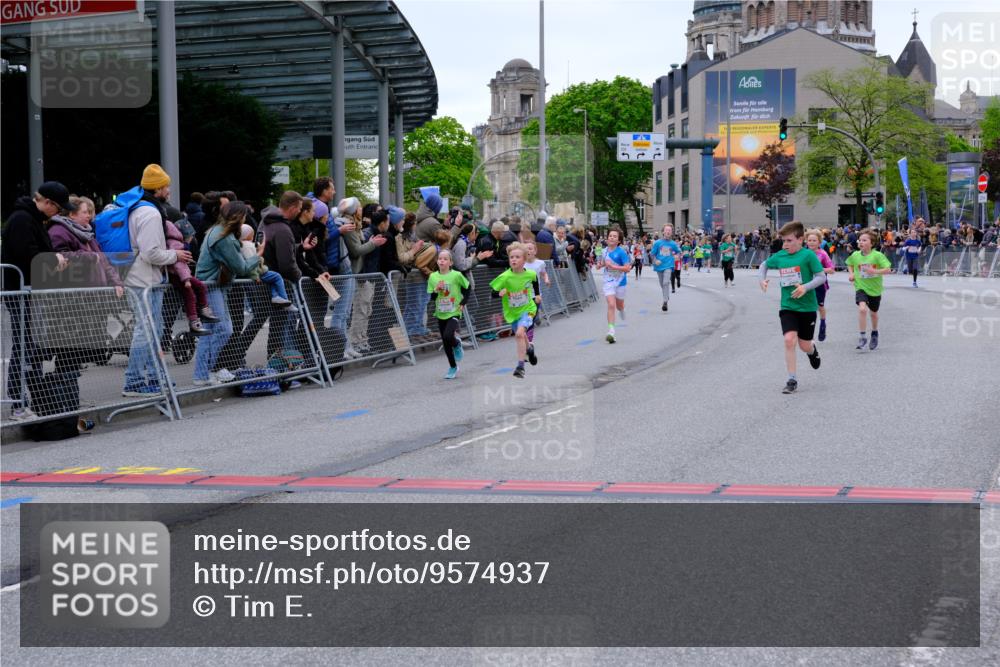 25.04.2026 - Das Zehntel Tim E. http://msf.ph/oto/9574937 25.04.2026 10:52:11 Ziel 5009, 5176, 5241, 5800, 6009, 6752, 6766, 6869, 6929, 7110, 7116, 7129, 7142, 7162, 7305, 7436, 7675, 7749, 7884, 8042 meine-sportfotos.de