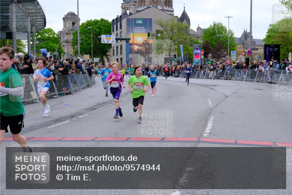 25.04.2026 - Das Zehntel Tim E. http://msf.ph/oto/9574944 25.04.2026 10:52:13 Ziel 5009, 5176, 5241, 5800, 6009, 6752, 6766, 6929, 7110, 7116, 7129, 7142, 7162, 7305, 7436, 7675, 7749, 7884, 8042 meine-sportfotos.de