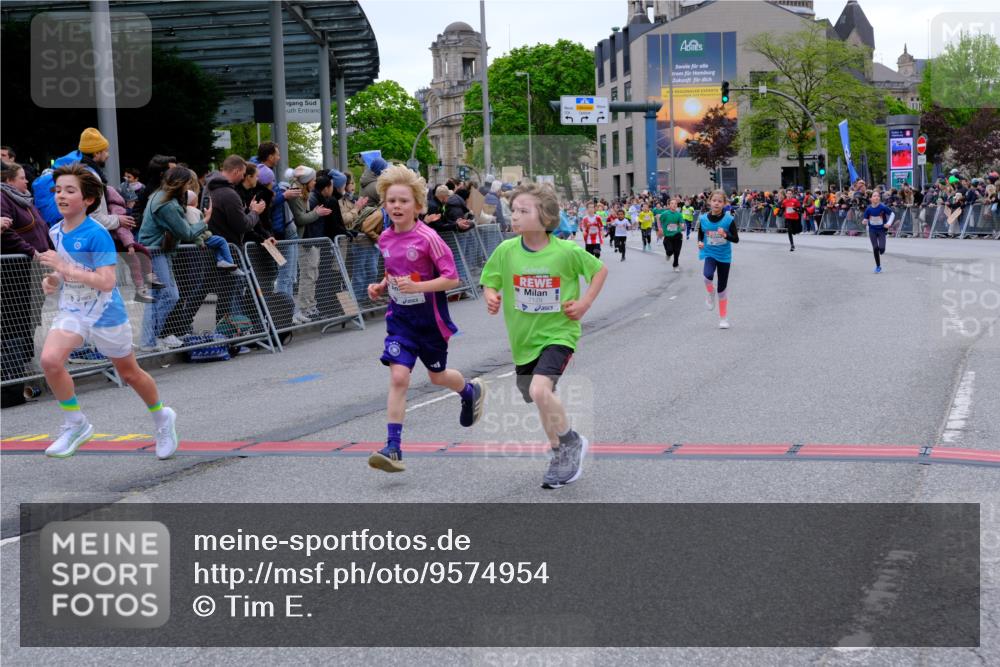25.04.2026 - Das Zehntel Tim E. http://msf.ph/oto/9574954 25.04.2026 10:52:14 Ziel 5009, 5176, 5241, 5428, 5800, 6009, 6153, 6752, 6766, 6929, 7116, 7129, 7142, 7162, 7305, 7436, 7675, 7749, 7884, 7966, 8042 meine-sportfotos.de