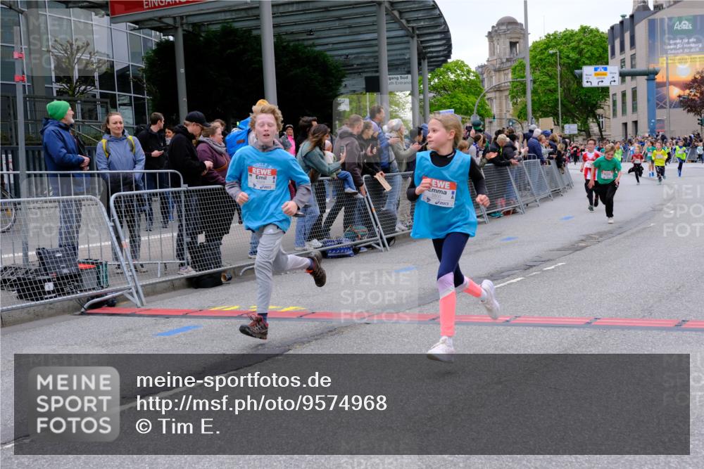 25.04.2026 - Das Zehntel Tim E. http://msf.ph/oto/9574968 25.04.2026 10:52:17 Ziel 5009, 5241, 5428, 5800, 6009, 6153, 6155, 6826, 6929, 7116, 7129, 7162, 7197, 7749, 7884, 7966 meine-sportfotos.de