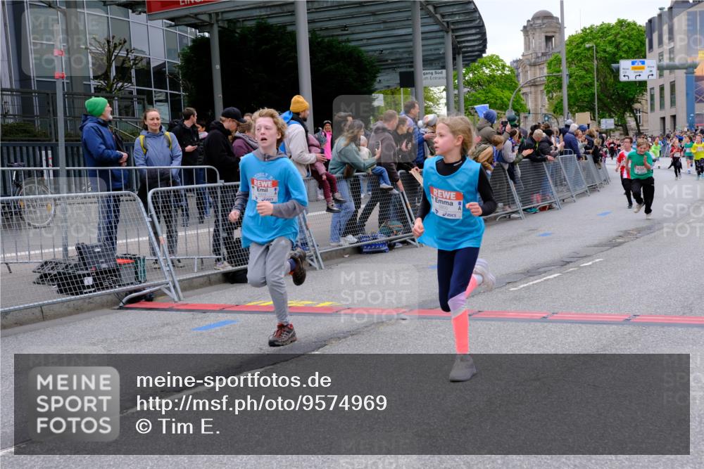25.04.2026 - Das Zehntel Tim E. http://msf.ph/oto/9574969 25.04.2026 10:52:17 Ziel 5009, 5241, 5428, 5800, 6009, 6153, 6155, 6826, 6929, 7116, 7129, 7162, 7197, 7749, 7884, 7966 meine-sportfotos.de