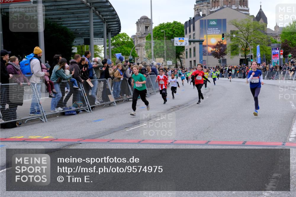 25.04.2026 - Das Zehntel Tim E. http://msf.ph/oto/9574975 25.04.2026 10:52:18 Ziel 5009, 5241, 5428, 5800, 6080, 6153, 6155, 6703, 6826, 6929, 7116, 7129, 7162, 7197, 7749, 7884, 7966 meine-sportfotos.de
