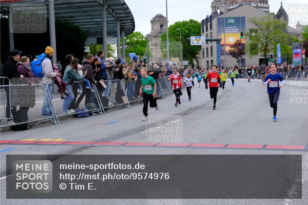 25.04.2026 - Das Zehntel Tim E. http://msf.ph/oto/9574976 25.04.2026 10:52:18 Ziel 5009, 5241, 5428, 5800, 6080, 6153, 6155, 6703, 6826, 6929, 7116, 7129, 7162, 7197, 7749, 7884, 7966 meine-sportfotos.de