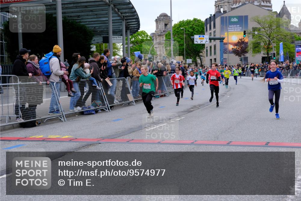 25.04.2026 - Das Zehntel Tim E. http://msf.ph/oto/9574977 25.04.2026 10:52:18 Ziel 5009, 5241, 5428, 5800, 6080, 6153, 6155, 6703, 6826, 6929, 7116, 7129, 7162, 7197, 7749, 7884, 7966 meine-sportfotos.de