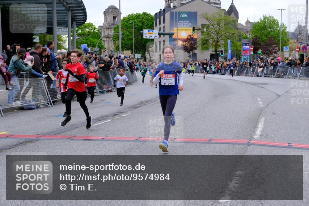 25.04.2026 - Das Zehntel Tim E. http://msf.ph/oto/9574984 25.04.2026 10:52:19 Ziel 5009, 5241, 5428, 5800, 6080, 6153, 6155, 6703, 6826, 6929, 7116, 7129, 7162, 7172, 7197, 7749, 7884, 7966 meine-sportfotos.de