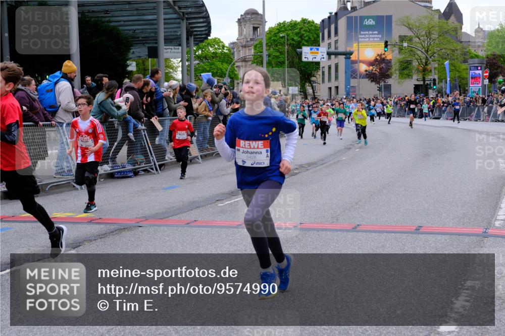 25.04.2026 - Das Zehntel Tim E. http://msf.ph/oto/9574990 25.04.2026 10:52:20 Ziel 5009, 5428, 5740, 5800, 6080, 6153, 6155, 6703, 6826, 6929, 7101, 7116, 7129, 7172, 7197, 7749, 7863, 7907, 7966 meine-sportfotos.de