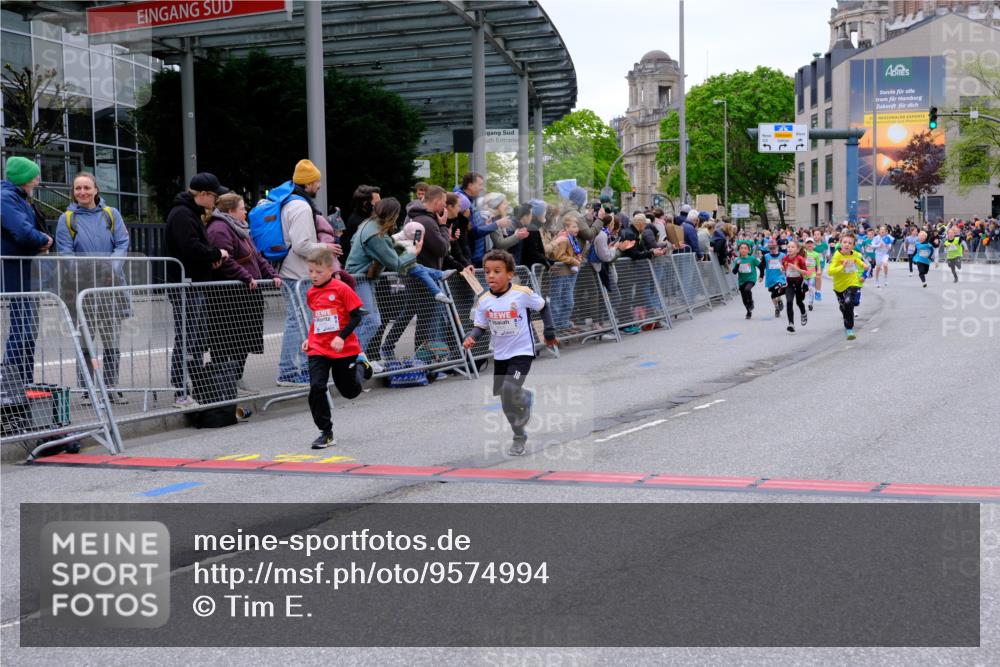 25.04.2026 - Das Zehntel Tim E. http://msf.ph/oto/9574994 25.04.2026 10:52:21 Ziel 5428, 5515, 5740, 5751, 5800, 6019, 6080, 6153, 6155, 6703, 6826, 6929, 7101, 7116, 7129, 7172, 7197, 7749, 7863, 7907, 7966 meine-sportfotos.de