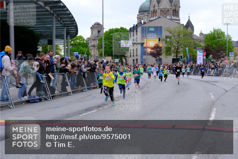 25.04.2026 - Das Zehntel Tim E. http://msf.ph/oto/9575001 25.04.2026 10:52:22 Ziel 5428, 5515, 5740, 5751, 5800, 6019, 6080, 6153, 6155, 6703, 6826, 6929, 7101, 7172, 7197, 7731, 7806, 7863, 7907, 7930, 7966 meine-sportfotos.de