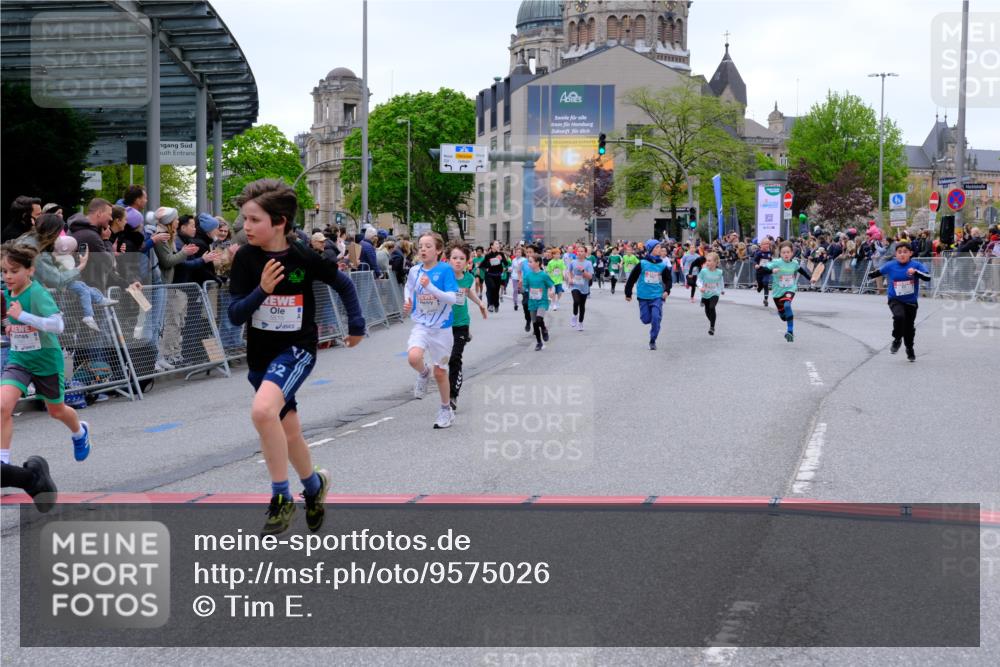 25.04.2026 - Das Zehntel Tim E. http://msf.ph/oto/9575026 25.04.2026 10:52:26 Ziel 5100, 5428, 5450, 5515, 5689, 5740, 5751, 5777, 5781, 5874, 6015, 6019, 6027, 6080, 6153, 6155, 6703, 6826, 7101, 7172, 7180, 7184, 7197, 7731, 7806, 7863, 7907, 7930, 7966 meine-sportfotos.de