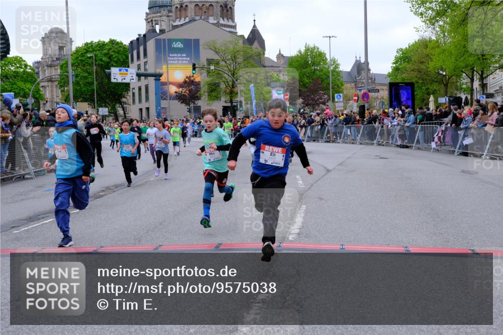 25.04.2026 - Das Zehntel Tim E. http://msf.ph/oto/9575038 25.04.2026 10:52:28 Ziel 5081, 5092, 5100, 5450, 5515, 5689, 5740, 5751, 5777, 5781, 5874, 6015, 6019, 6027, 6080, 6155, 6409, 6428, 6703, 6826, 7101, 7172, 7180, 7184, 7731, 7806, 7863, 7907, 7930 meine-sportfotos.de