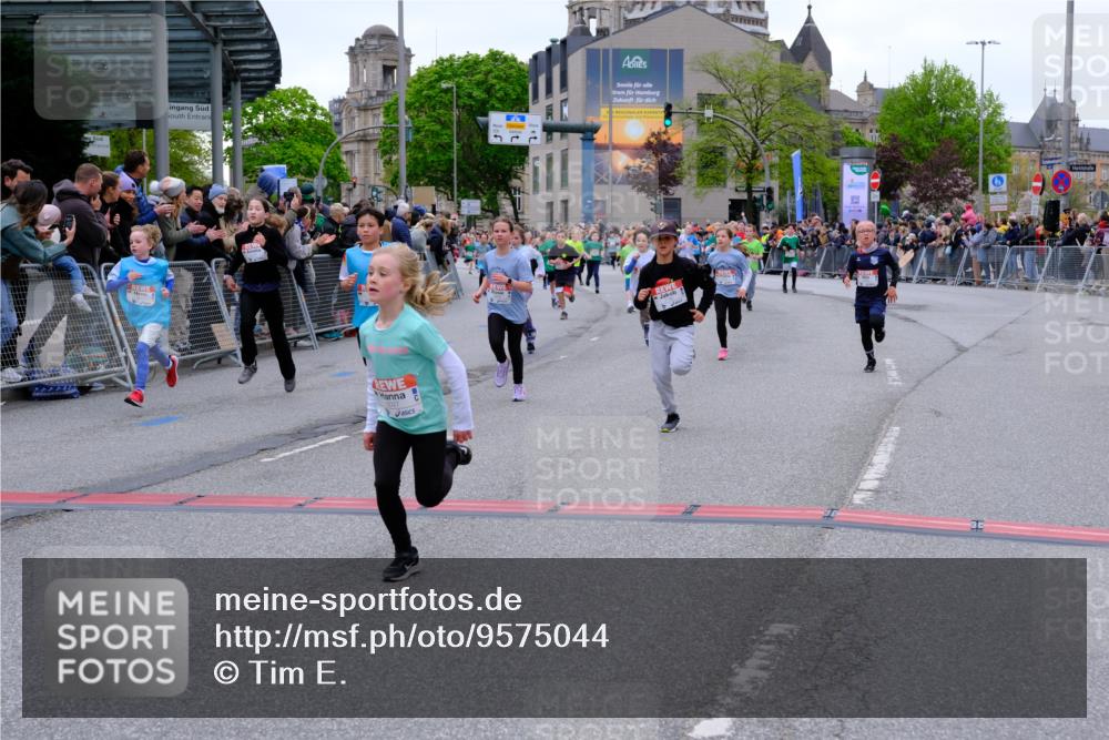 25.04.2026 - Das Zehntel Tim E. http://msf.ph/oto/9575044 25.04.2026 10:52:30 Ziel 5081, 5092, 5100, 5450, 5515, 5689, 5740, 5751, 5777, 5781, 5874, 6015, 6019, 6027, 6080, 6409, 6428, 6679, 6703, 6754, 7101, 7172, 7180, 7184, 7320, 7731, 7806, 7863, 7907, 7930, 7976 meine-sportfotos.de