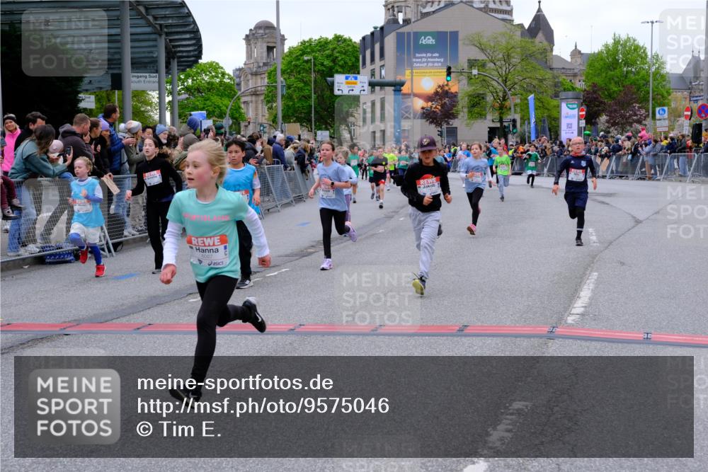 25.04.2026 - Das Zehntel Tim E. http://msf.ph/oto/9575046 25.04.2026 10:52:30 Ziel 5081, 5092, 5100, 5450, 5515, 5689, 5740, 5751, 5777, 5781, 5874, 6015, 6019, 6027, 6080, 6409, 6428, 6679, 6703, 6754, 7101, 7172, 7180, 7184, 7320, 7731, 7806, 7863, 7907, 7930, 7976 meine-sportfotos.de