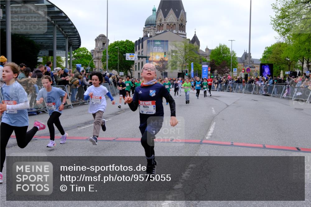 25.04.2026 - Das Zehntel Tim E. http://msf.ph/oto/9575055 25.04.2026 10:52:32 Ziel 5081, 5092, 5100, 5450, 5515, 5689, 5738, 5740, 5751, 5777, 5781, 5874, 5907, 6015, 6019, 6027, 6144, 6409, 6428, 6493, 6512, 6651, 6679, 6754, 7101, 7180, 7184, 7238, 7320, 7608, 7731, 7806, 7863, 7907, 7930, 7976 meine-sportfotos.de