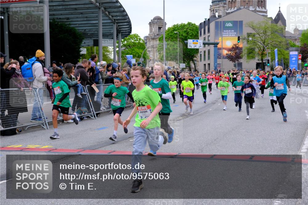 25.04.2026 - Das Zehntel Tim E. http://msf.ph/oto/9575063 25.04.2026 10:52:35 Ziel 5081, 5092, 5100, 5450, 5689, 5738, 5777, 5781, 5874, 5907, 6015, 6027, 6054, 6144, 6147, 6409, 6428, 6493, 6512, 6651, 6679, 6754, 6987, 7180, 7184, 7238, 7299, 7320, 7608, 7615, 7745, 7757, 7904, 7921, 7976, 8022, 8024, 8036 meine-sportfotos.de