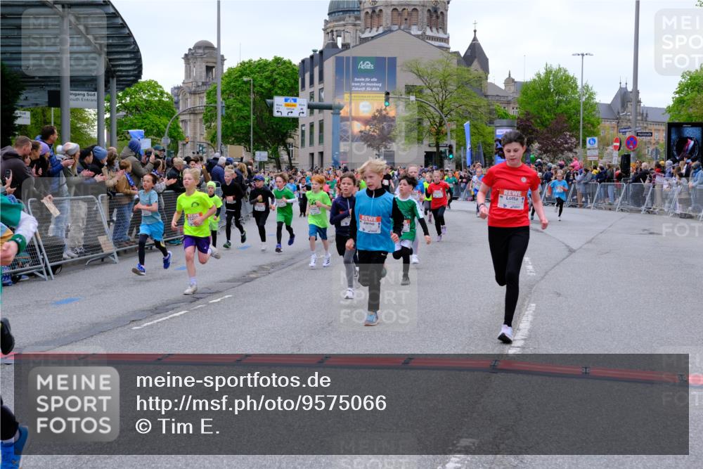 25.04.2026 - Das Zehntel Tim E. http://msf.ph/oto/9575066 25.04.2026 10:52:36 Ziel 5081, 5092, 5100, 5689, 5738, 5777, 5781, 5874, 5907, 6015, 6027, 6054, 6144, 6147, 6409, 6428, 6493, 6512, 6651, 6679, 6754, 6935, 6960, 6987, 7180, 7184, 7238, 7299, 7320, 7608, 7615, 7745, 7757, 7904, 7921, 7976, 8022, 8024, 8036 meine-sportfotos.de