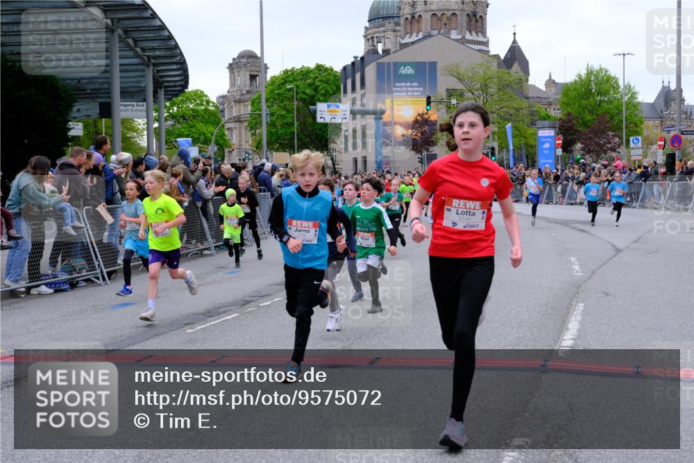 25.04.2026 - Das Zehntel Tim E. http://msf.ph/oto/9575072 25.04.2026 10:52:37 Ziel 5081, 5092, 5100, 5292, 5303, 5514, 5689, 5738, 5777, 5907, 6027, 6054, 6144, 6147, 6409, 6428, 6493, 6512, 6651, 6679, 6754, 6935, 6960, 6987, 7180, 7184, 7238, 7255, 7299, 7320, 7608, 7615, 7745, 7757, 7904, 7921, 7976, 8022, 8024, 8036 meine-sportfotos.de