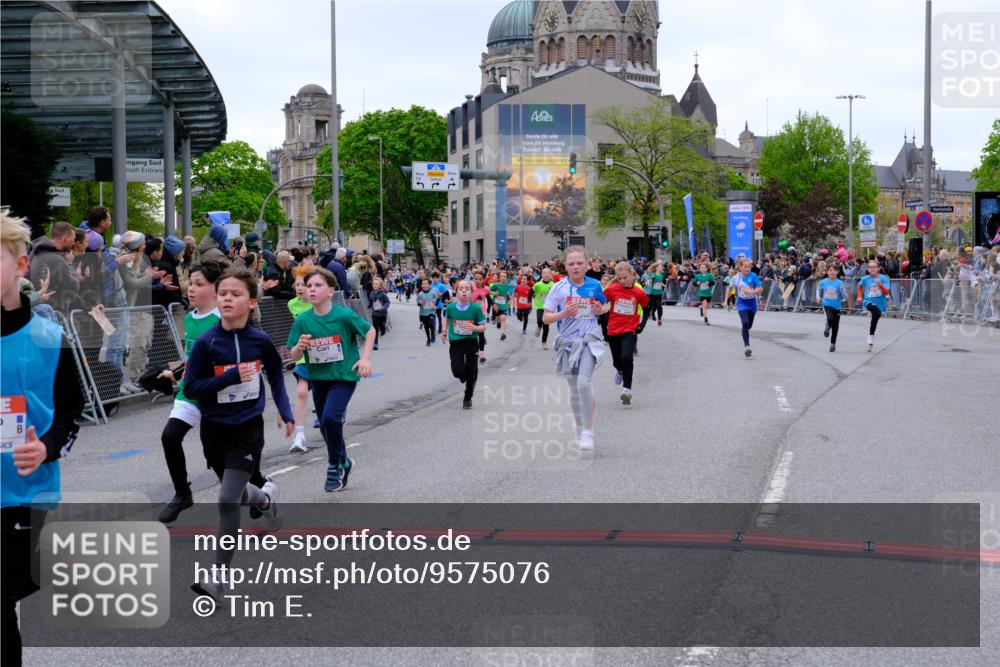 25.04.2026 - Das Zehntel Tim E. http://msf.ph/oto/9575076 25.04.2026 10:52:37 Ziel 5081, 5092, 5100, 5292, 5303, 5514, 5689, 5738, 5777, 5907, 6027, 6054, 6144, 6147, 6409, 6428, 6493, 6512, 6651, 6679, 6754, 6935, 6960, 6987, 7180, 7184, 7238, 7255, 7299, 7320, 7608, 7615, 7745, 7757, 7904, 7921, 7976, 8022, 8024, 8036 meine-sportfotos.de