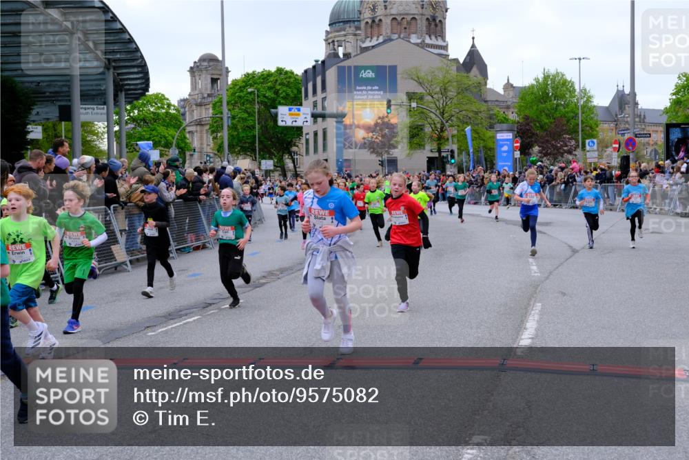 25.04.2026 - Das Zehntel Tim E. http://msf.ph/oto/9575082 25.04.2026 10:52:38 Ziel 5081, 5092, 5100, 5292, 5303, 5514, 5689, 5738, 5777, 5907, 6054, 6144, 6147, 6161, 6177, 6409, 6428, 6491, 6493, 6512, 6651, 6679, 6754, 6935, 6960, 6987, 7184, 7238, 7255, 7299, 7320, 7513, 7548, 7608, 7615, 7745, 7757, 7869, 7904, 7918, 7921, 7976, 8022, 8024, 8036 meine-sportfotos.de