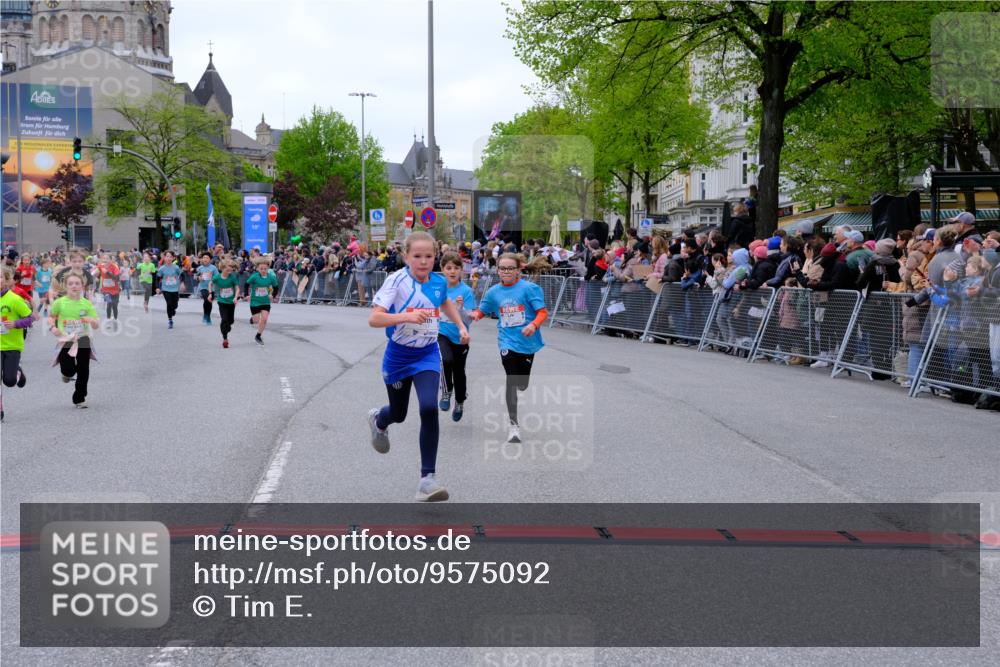 25.04.2026 - Das Zehntel Tim E. http://msf.ph/oto/9575092 25.04.2026 10:52:40 Ziel 5292, 5303, 5514, 5738, 5907, 6054, 6123, 6131, 6144, 6147, 6161, 6177, 6491, 6493, 6512, 6517, 6651, 6679, 6754, 6840, 6935, 6960, 6987, 7238, 7255, 7299, 7320, 7513, 7548, 7608, 7615, 7672, 7745, 7757, 7869, 7890, 7904, 7918, 7921, 7976, 8022, 8024, 8036 meine-sportfotos.de