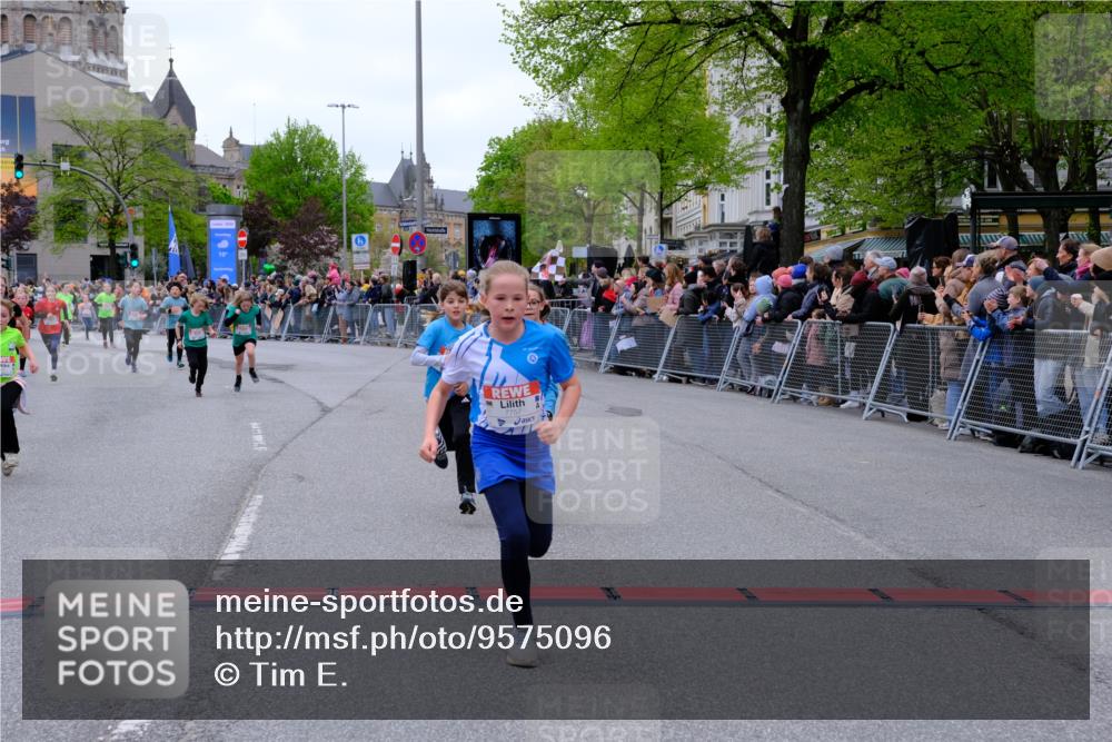 25.04.2026 - Das Zehntel Tim E. http://msf.ph/oto/9575096 25.04.2026 10:52:40 Ziel 5292, 5303, 5514, 5738, 5907, 6054, 6123, 6131, 6144, 6147, 6161, 6177, 6491, 6493, 6512, 6517, 6651, 6679, 6754, 6840, 6935, 6960, 6987, 7238, 7255, 7299, 7320, 7513, 7548, 7608, 7615, 7672, 7745, 7757, 7869, 7890, 7904, 7918, 7921, 7976, 8022, 8024, 8036 meine-sportfotos.de