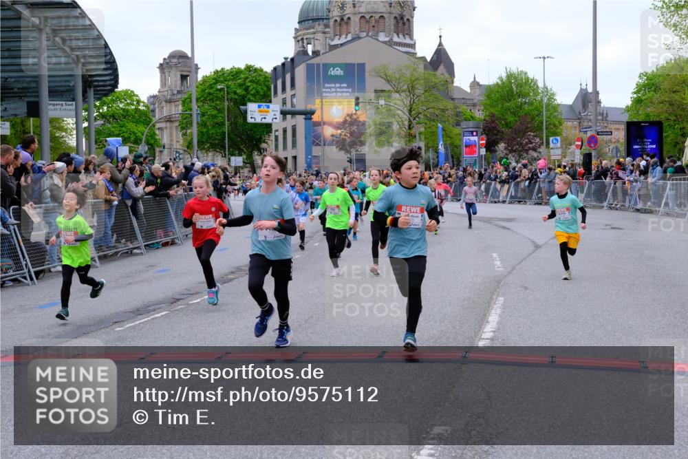 25.04.2026 - Das Zehntel Tim E. http://msf.ph/oto/9575112 25.04.2026 10:52:46 Ziel 5292, 5303, 5488, 5514, 5787, 5884, 5910, 5925, 6018, 6054, 6081, 6113, 6123, 6131, 6147, 6161, 6177, 6262, 6266, 6491, 6517, 6840, 6935, 6960, 6987, 7105, 7165, 7167, 7190, 7255, 7395, 7513, 7548, 7599, 7629, 7672, 7699, 7757, 7869, 7890, 7918, 7921, 8022, 8024, 8036 meine-sportfotos.de
