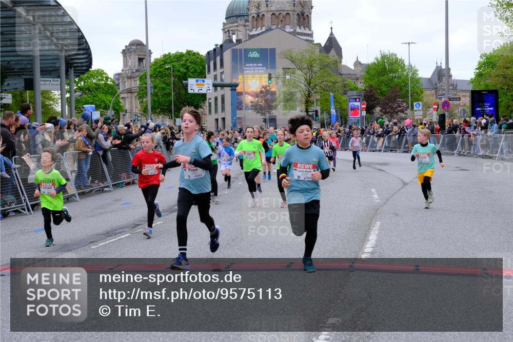 25.04.2026 - Das Zehntel Tim E. http://msf.ph/oto/9575113 25.04.2026 10:52:46 Ziel 5292, 5303, 5488, 5514, 5787, 5884, 5910, 5925, 6018, 6054, 6081, 6113, 6123, 6131, 6147, 6161, 6177, 6262, 6266, 6491, 6517, 6840, 6935, 6960, 6987, 7105, 7165, 7167, 7190, 7255, 7395, 7513, 7548, 7599, 7629, 7672, 7699, 7757, 7869, 7890, 7918, 7921, 8022, 8024, 8036 meine-sportfotos.de