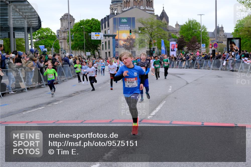 25.04.2026 - Das Zehntel Tim E. http://msf.ph/oto/9575151 25.04.2026 10:52:54 Ziel 5109, 5154, 5158, 5180, 5237, 5427, 5488, 5504, 5787, 5884, 5897, 5898, 5910, 5925, 5928, 6018, 6081, 6262, 6266, 6313, 6382, 6415, 6745, 7128, 7165, 7167, 7190, 7395, 7456, 7459, 7699, 7716, 7750 meine-sportfotos.de