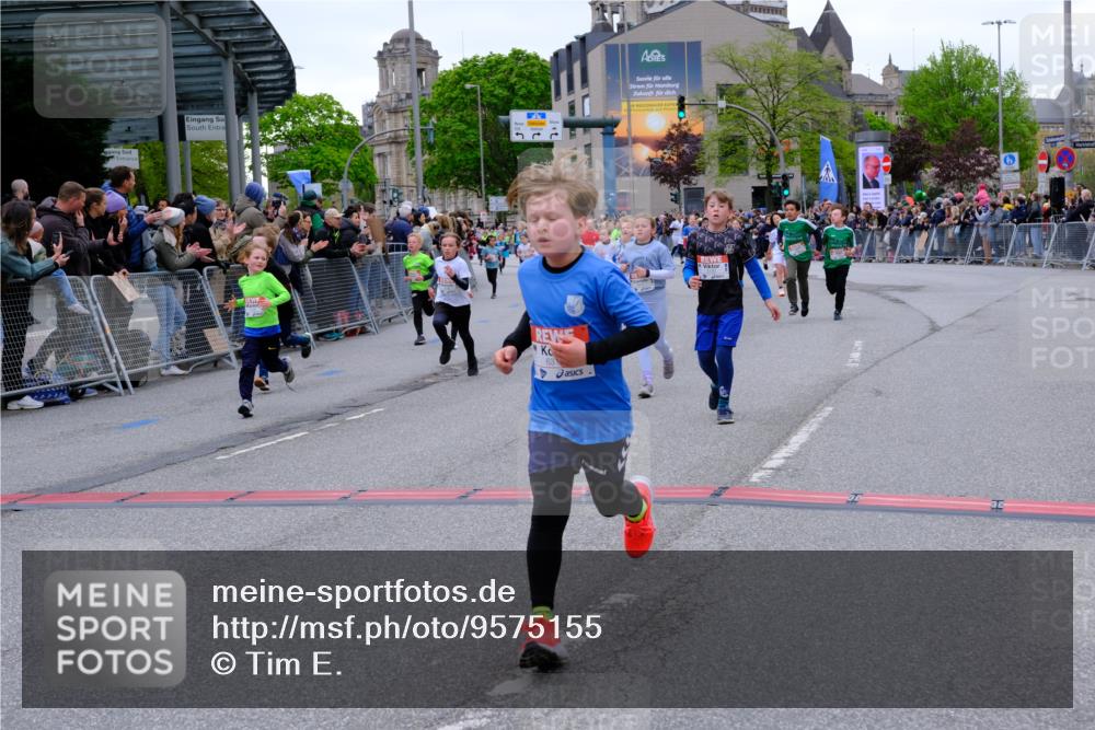 25.04.2026 - Das Zehntel Tim E. http://msf.ph/oto/9575155 25.04.2026 10:52:54 Ziel 5109, 5154, 5158, 5180, 5237, 5427, 5488, 5504, 5787, 5884, 5897, 5898, 5910, 5925, 5928, 6018, 6081, 6262, 6266, 6313, 6382, 6415, 6745, 7128, 7165, 7167, 7190, 7395, 7456, 7459, 7699, 7716, 7750 meine-sportfotos.de