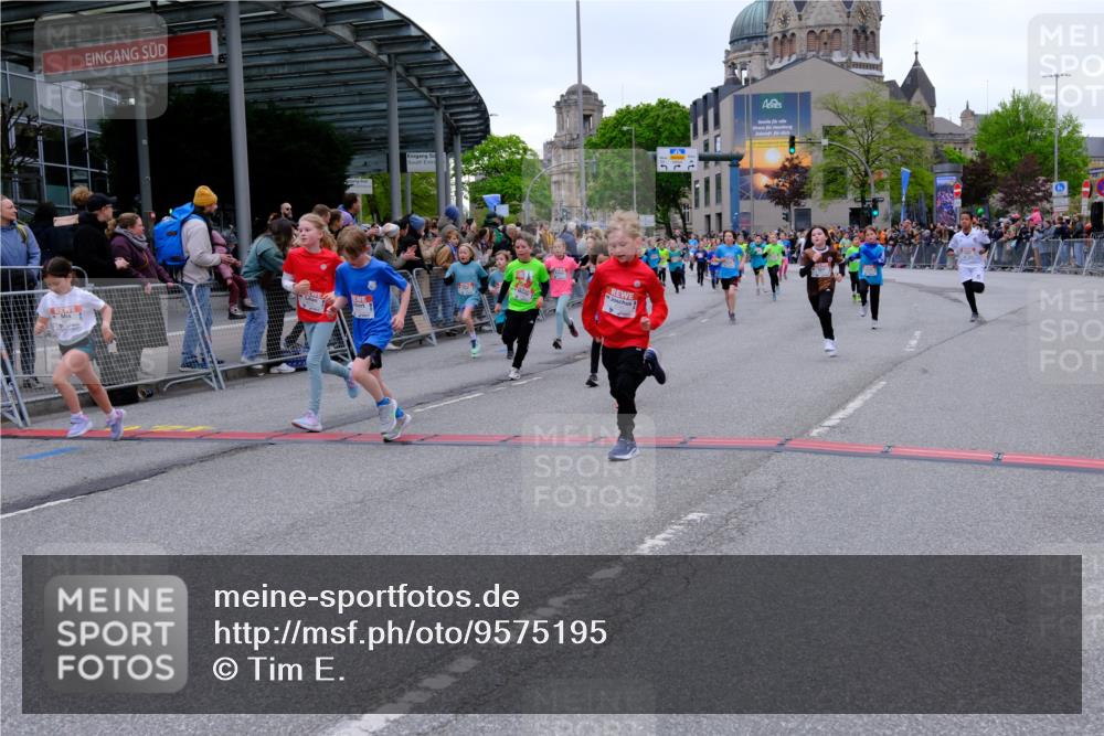 25.04.2026 - Das Zehntel Tim E. http://msf.ph/oto/9575195 25.04.2026 10:53:03 Ziel 5063, 5109, 5154, 5158, 5180, 5237, 5504, 5695, 5775, 5779, 5785, 5825, 5897, 5898, 6071, 6072, 6135, 6145, 6321, 6340, 6382, 6415, 6528, 6922, 7114, 7127, 7160, 7170, 7187, 7504, 7512, 7533, 7550, 7733, 7750, 7950, 7986 meine-sportfotos.de