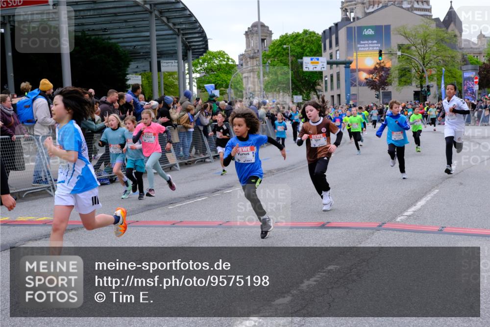25.04.2026 - Das Zehntel Tim E. http://msf.ph/oto/9575198 25.04.2026 10:53:04 Ziel 5063, 5109, 5237, 5695, 5775, 5779, 5785, 5819, 5825, 5897, 5898, 6071, 6072, 6135, 6145, 6321, 6340, 6382, 6528, 6922, 7114, 7127, 7160, 7170, 7187, 7229, 7243, 7504, 7512, 7533, 7550, 7733, 7750, 7950, 7986 meine-sportfotos.de
