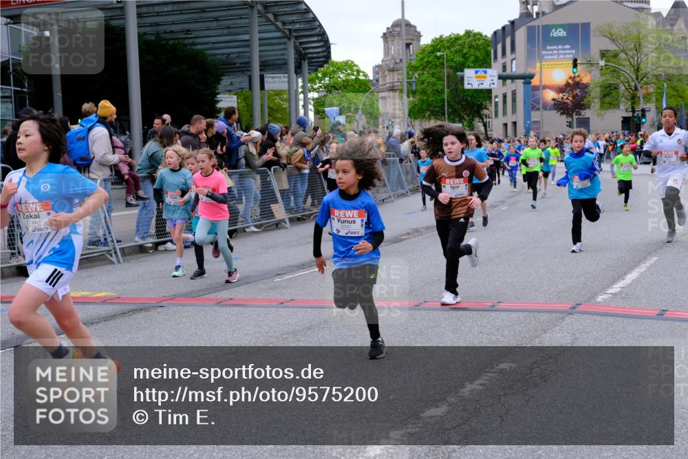 25.04.2026 - Das Zehntel Tim E. http://msf.ph/oto/9575200 25.04.2026 10:53:04 Ziel 5063, 5109, 5237, 5695, 5775, 5779, 5785, 5819, 5825, 5897, 5898, 6071, 6072, 6135, 6145, 6321, 6340, 6382, 6528, 6922, 7114, 7127, 7160, 7170, 7187, 7229, 7243, 7504, 7512, 7533, 7550, 7733, 7750, 7950, 7986 meine-sportfotos.de