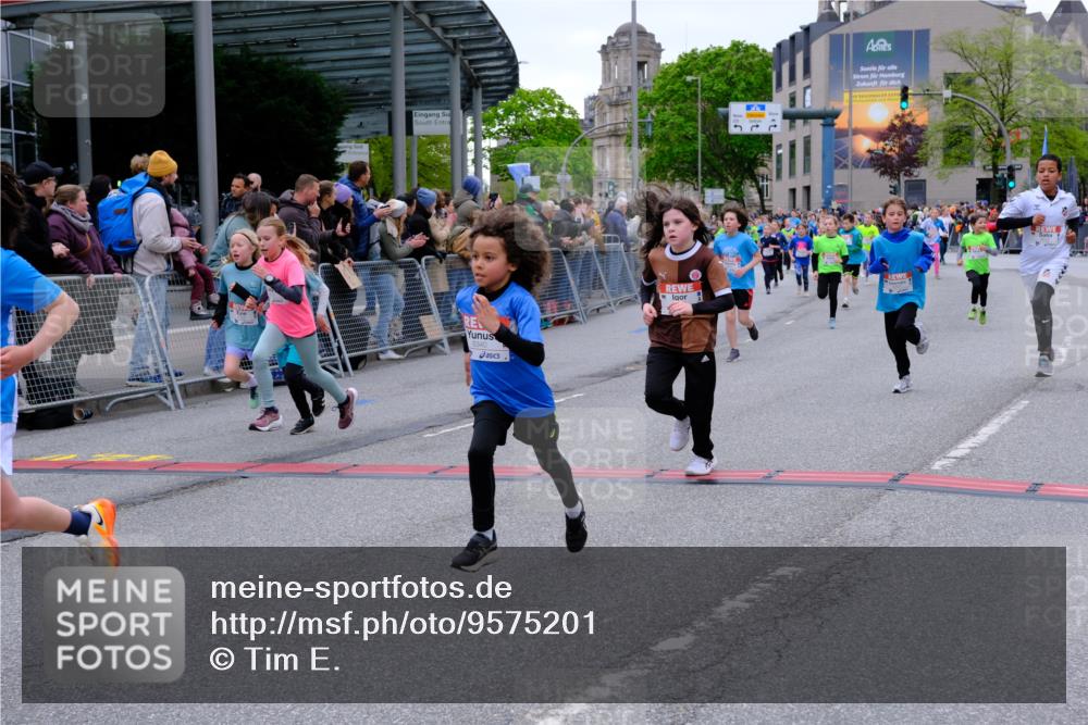 25.04.2026 - Das Zehntel Tim E. http://msf.ph/oto/9575201 25.04.2026 10:53:04 Ziel 5063, 5109, 5237, 5695, 5775, 5779, 5785, 5819, 5825, 5897, 5898, 6071, 6072, 6135, 6145, 6321, 6340, 6382, 6528, 6922, 7114, 7127, 7160, 7170, 7187, 7229, 7243, 7504, 7512, 7533, 7550, 7733, 7750, 7950, 7986 meine-sportfotos.de