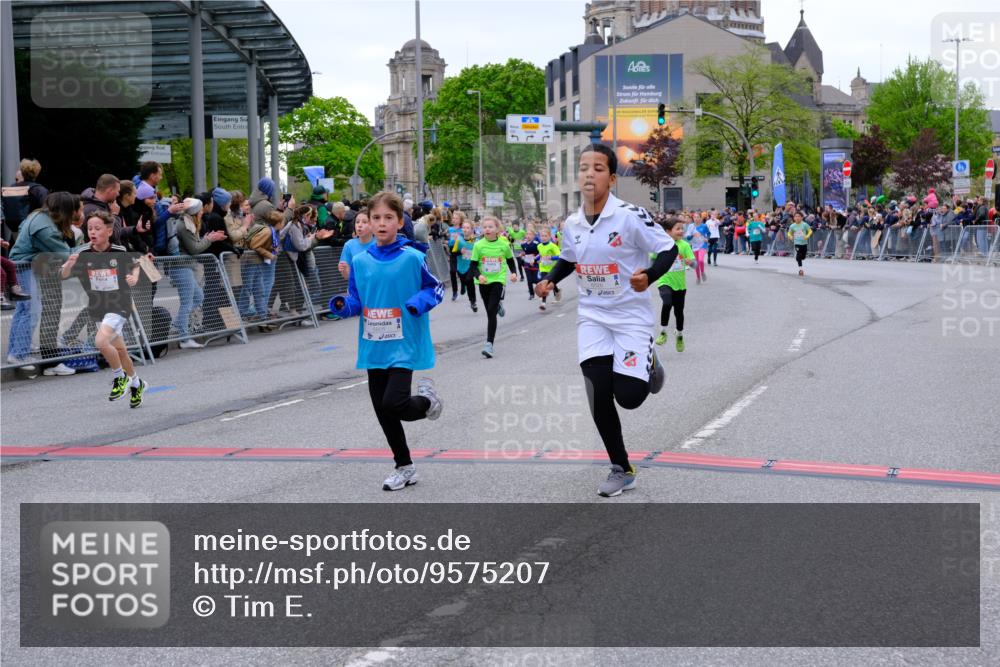25.04.2026 - Das Zehntel Tim E. http://msf.ph/oto/9575207 25.04.2026 10:53:05 Ziel 5063, 5109, 5695, 5775, 5779, 5785, 5807, 5819, 5825, 5898, 6050, 6071, 6072, 6135, 6145, 6321, 6340, 6528, 6922, 7114, 7127, 7160, 7170, 7187, 7229, 7243, 7424, 7504, 7512, 7533, 7550, 7733, 7750, 7950, 7986 meine-sportfotos.de