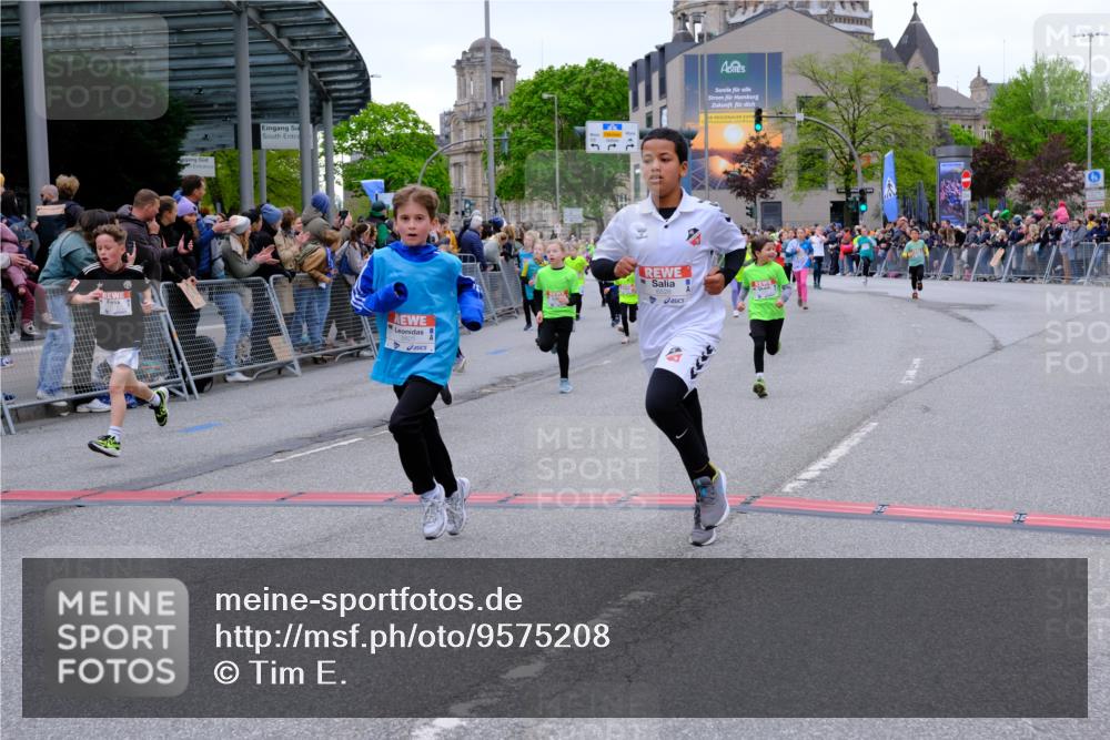 25.04.2026 - Das Zehntel Tim E. http://msf.ph/oto/9575208 25.04.2026 10:53:05 Ziel 5063, 5109, 5695, 5775, 5779, 5785, 5807, 5819, 5825, 5898, 6050, 6071, 6072, 6135, 6145, 6321, 6340, 6528, 6922, 7114, 7127, 7160, 7170, 7187, 7229, 7243, 7424, 7504, 7512, 7533, 7550, 7733, 7750, 7950, 7986 meine-sportfotos.de