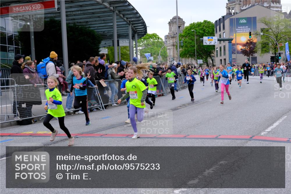 25.04.2026 - Das Zehntel Tim E. http://msf.ph/oto/9575233 25.04.2026 10:53:09 Ziel 5063, 5294, 5365, 5452, 5779, 5785, 5807, 5819, 5825, 5906, 5999, 6050, 6071, 6072, 6079, 6135, 6145, 6321, 6340, 6528, 6868, 6922, 7114, 7127, 7160, 7170, 7229, 7243, 7248, 7424, 7504, 7550, 7596, 7733, 7735, 8033 meine-sportfotos.de