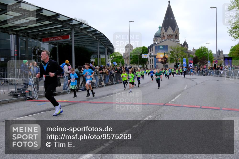 25.04.2026 - Das Zehntel Tim E. http://msf.ph/oto/9575269 25.04.2026 10:53:17 Ziel 5066, 5260, 5289, 5294, 5365, 5452, 5807, 5906, 5999, 6050, 6053, 6073, 6079, 6365, 6534, 6535, 6868, 6941, 6955, 7223, 7248, 7306, 7424, 7596, 7735, 7860, 7916, 8033 meine-sportfotos.de