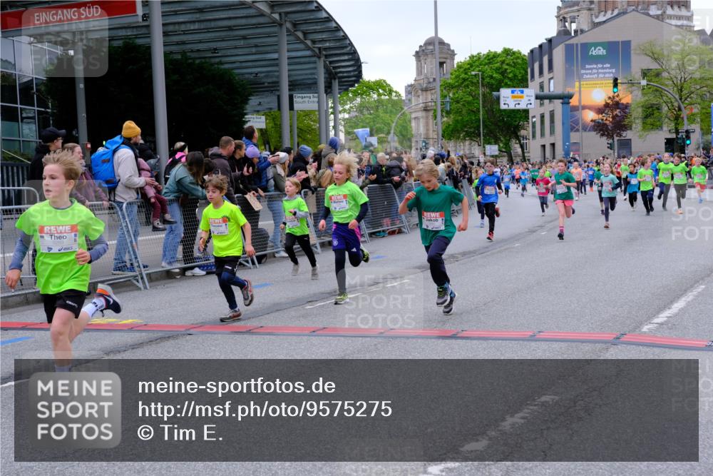 25.04.2026 - Das Zehntel Tim E. http://msf.ph/oto/9575275 25.04.2026 10:53:18 Ziel 5066, 5249, 5260, 5289, 5294, 5365, 5452, 5906, 5999, 6053, 6073, 6079, 6365, 6534, 6535, 6868, 6941, 6955, 7109, 7166, 7168, 7223, 7248, 7306, 7596, 7735, 7860, 7916, 8033 meine-sportfotos.de
