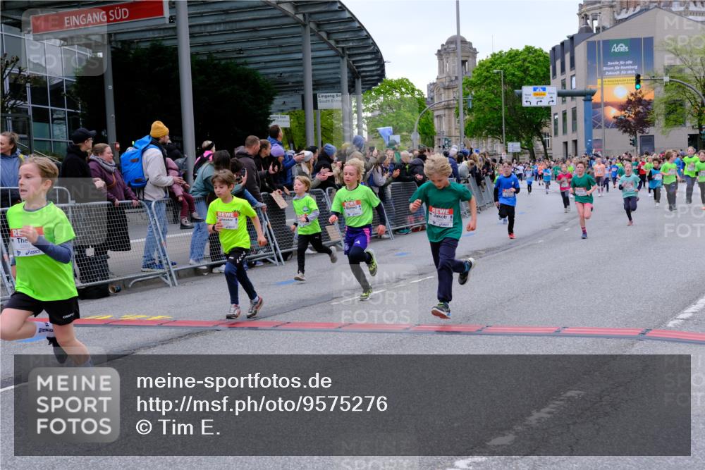 25.04.2026 - Das Zehntel Tim E. http://msf.ph/oto/9575276 25.04.2026 10:53:19 Ziel 5066, 5249, 5260, 5289, 5294, 5365, 5452, 5906, 6008, 6053, 6073, 6079, 6365, 6534, 6535, 6868, 6928, 6941, 6955, 7091, 7093, 7109, 7166, 7168, 7223, 7306, 7596, 7860, 7881, 7916, 8033 meine-sportfotos.de