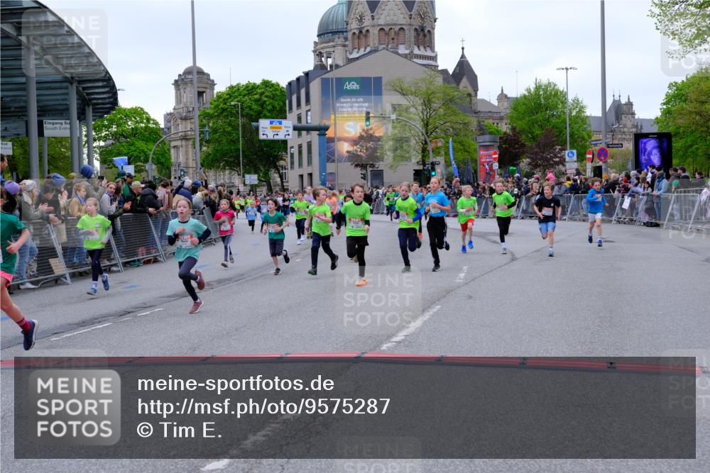 25.04.2026 - Das Zehntel Tim E. http://msf.ph/oto/9575287 25.04.2026 10:53:21 Ziel 5066, 5249, 5260, 5275, 5289, 5570, 5710, 5829, 6008, 6053, 6073, 6365, 6534, 6535, 6750, 6868, 6928, 6941, 6955, 7091, 7093, 7109, 7166, 7168, 7223, 7306, 7829, 7860, 7881, 7916 meine-sportfotos.de