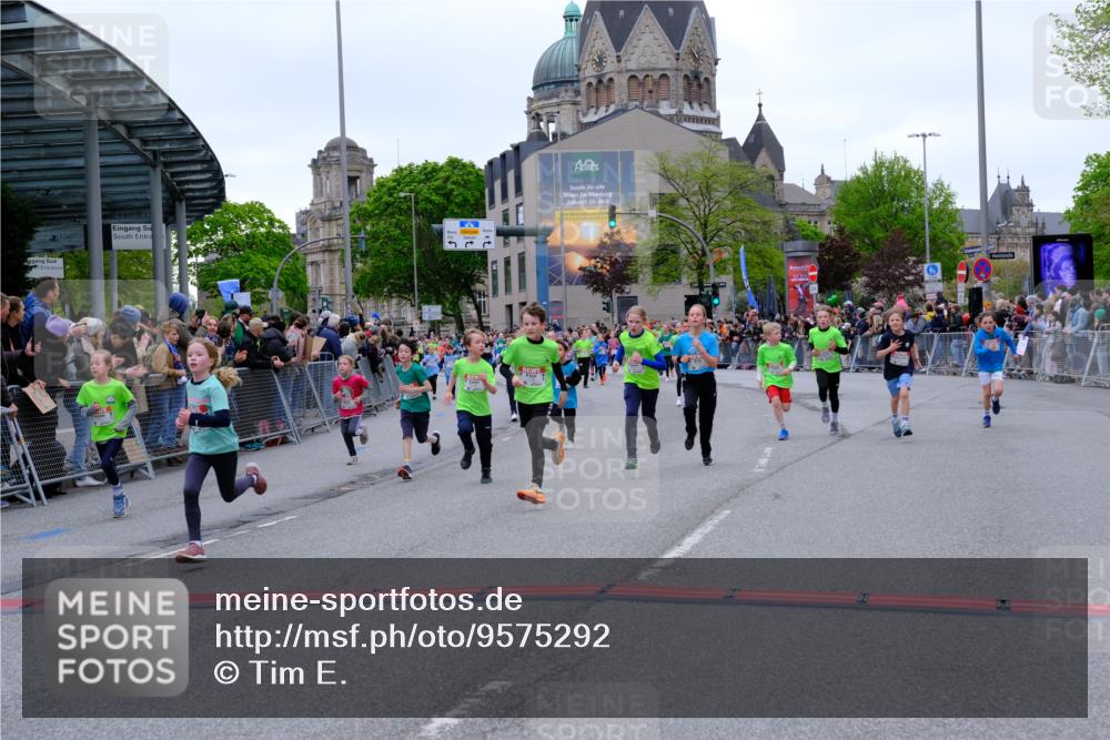 25.04.2026 - Das Zehntel Tim E. http://msf.ph/oto/9575292 25.04.2026 10:53:22 Ziel 5066, 5249, 5260, 5275, 5289, 5570, 5710, 5829, 6008, 6053, 6073, 6365, 6534, 6535, 6750, 6928, 6941, 6955, 7091, 7093, 7109, 7166, 7168, 7223, 7306, 7312, 7829, 7860, 7881, 7916 meine-sportfotos.de