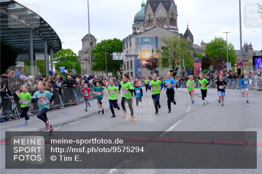 25.04.2026 - Das Zehntel Tim E. http://msf.ph/oto/9575294 25.04.2026 10:53:22 Ziel 5066, 5249, 5260, 5275, 5289, 5570, 5710, 5829, 6008, 6053, 6073, 6365, 6534, 6535, 6750, 6928, 6941, 6955, 7091, 7093, 7109, 7166, 7168, 7223, 7306, 7312, 7829, 7860, 7881, 7916 meine-sportfotos.de
