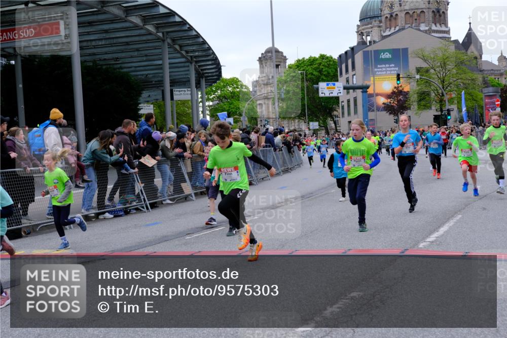 25.04.2026 - Das Zehntel Tim E. http://msf.ph/oto/9575303 25.04.2026 10:53:23 Ziel 5249, 5260, 5275, 5289, 5570, 5710, 5829, 6008, 6053, 6365, 6744, 6750, 6928, 6941, 6955, 7091, 7093, 7109, 7166, 7168, 7223, 7306, 7312, 7829, 7860, 7881, 7916 meine-sportfotos.de