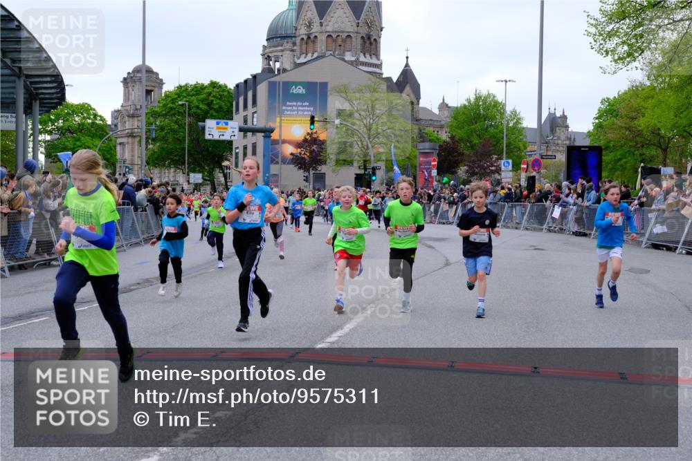 25.04.2026 - Das Zehntel Tim E. http://msf.ph/oto/9575311 25.04.2026 10:53:24 Ziel 5249, 5259, 5260, 5275, 5289, 5570, 5710, 5829, 6008, 6053, 6365, 6744, 6750, 6928, 6941, 6955, 7091, 7093, 7109, 7166, 7168, 7223, 7306, 7312, 7678, 7829, 7860, 7881, 7916 meine-sportfotos.de